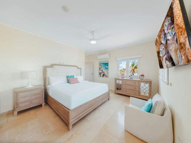 Catalina Beach House , 