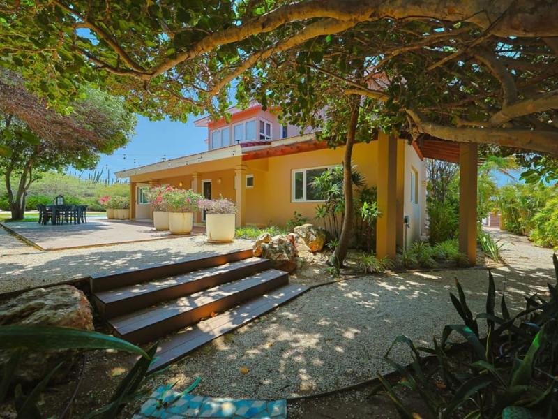 Catalina Beach House , 