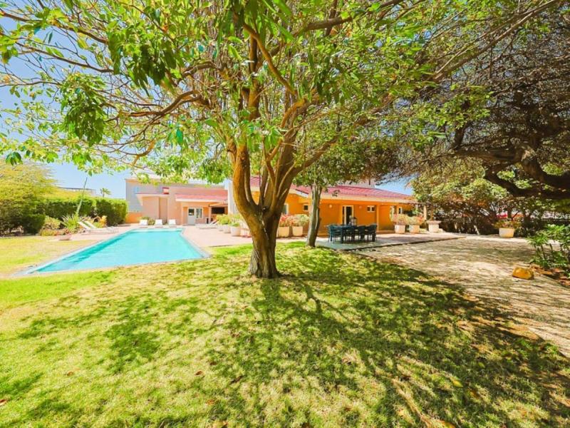 Catalina Beach House , 