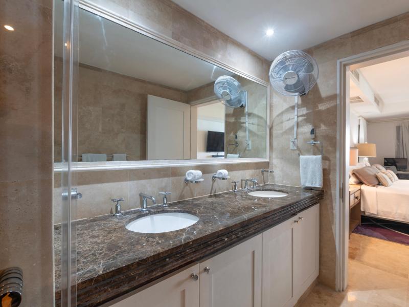 Coral Cove 10 , Coral Cove , Paynes Bay , West Coast Barbados 