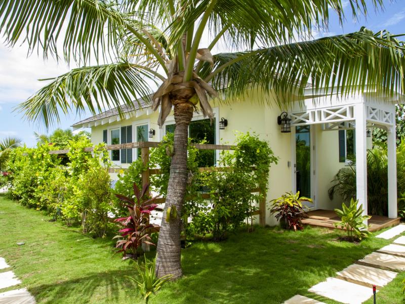 Eleuthera 4 , Eleuthera 