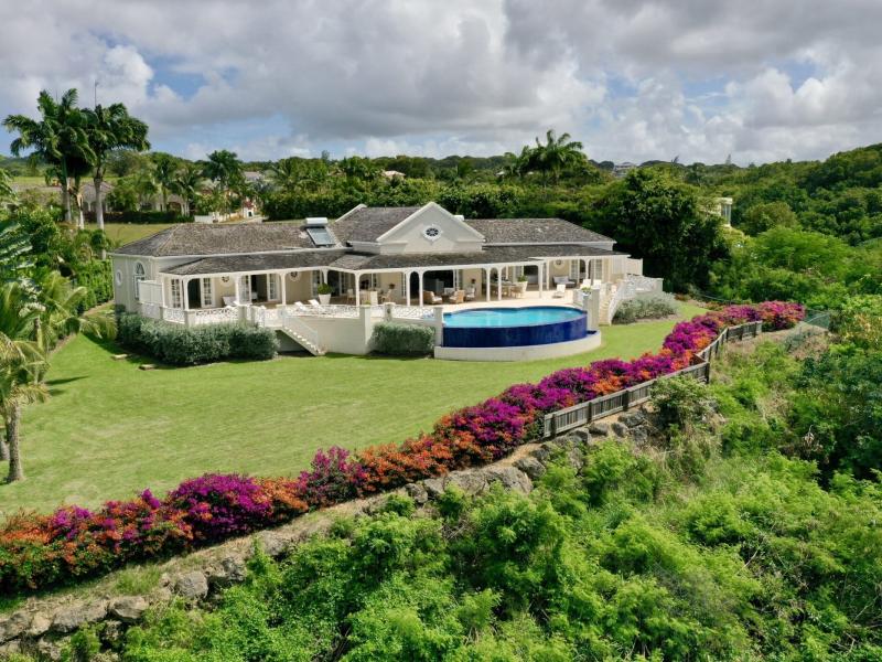 Villa Aquilae , Lower Carlton , St James 