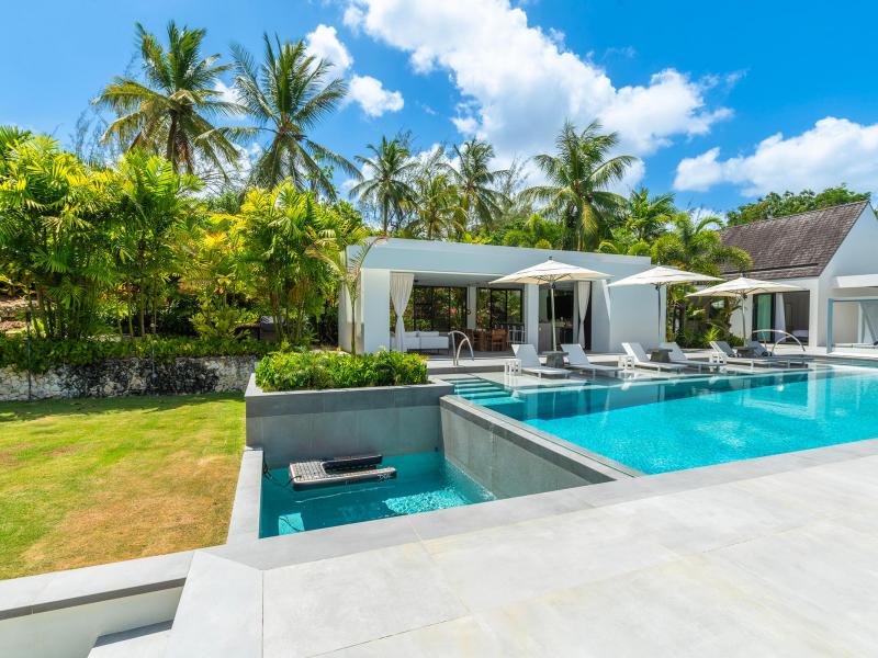 Airedale - Sandy Lane Estate , Sandy Lane Estate , St James , West Coast Barbados 