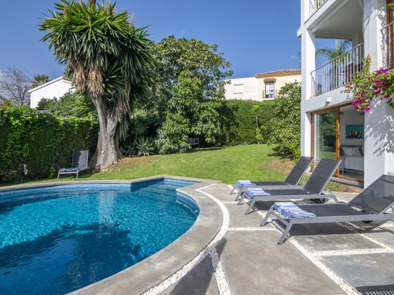 Villa Coraline , Nueva Andalucia 