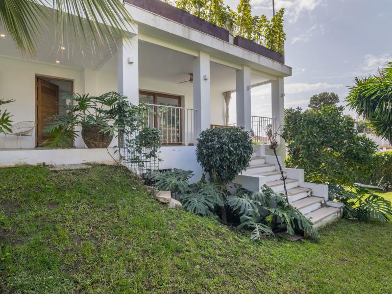 Villa Coraline , Nueva Andalucia 