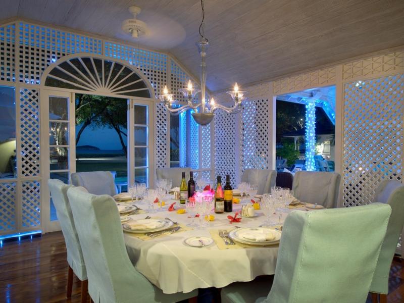 Jacaranda , L'Ansecoy Bay 