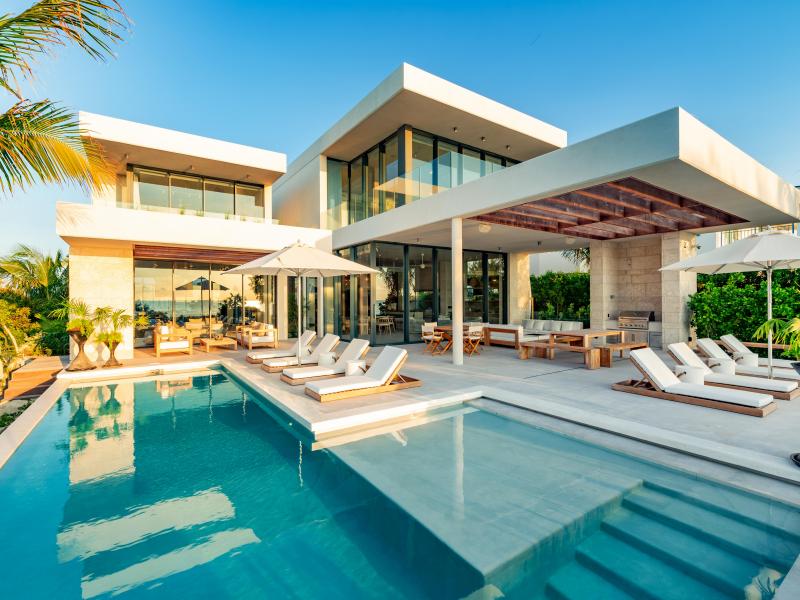 Dune House - Beachfront , Providenciales 