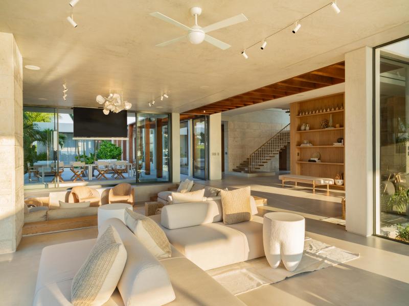 Dune House - Beachfront , Providenciales 