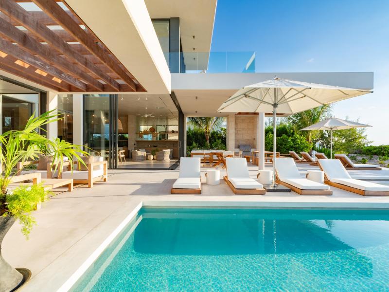 Dune House - Beachfront , Providenciales 