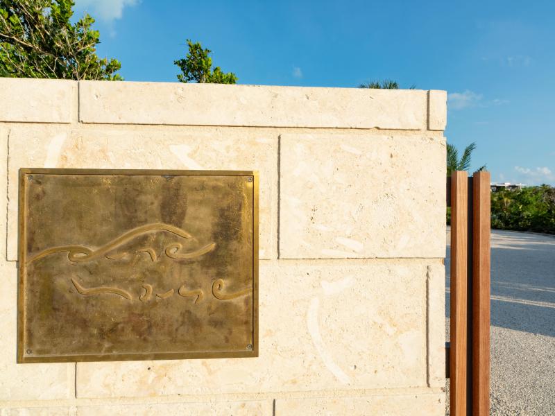 Dune House - Beachfront , Providenciales 
