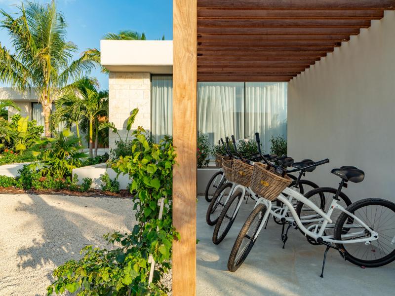 Dune House - Beachfront , Providenciales 