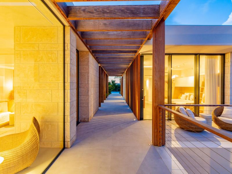 Dune House - Beachfront , Providenciales 