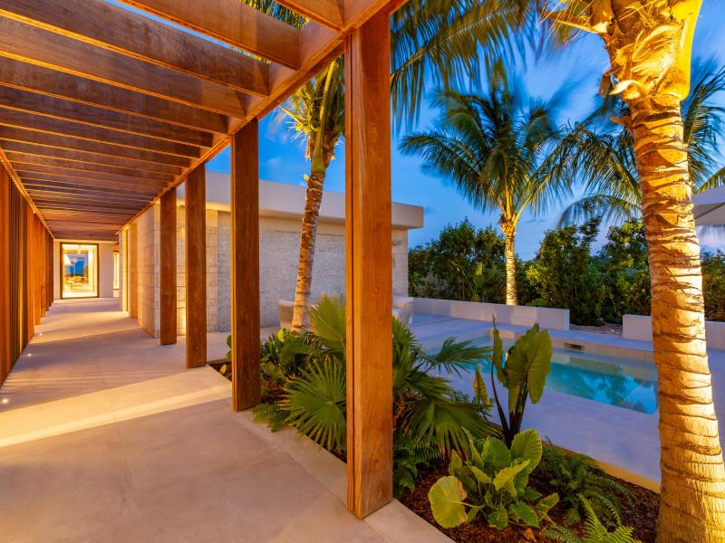 Dune House - Beachfront , Providenciales 