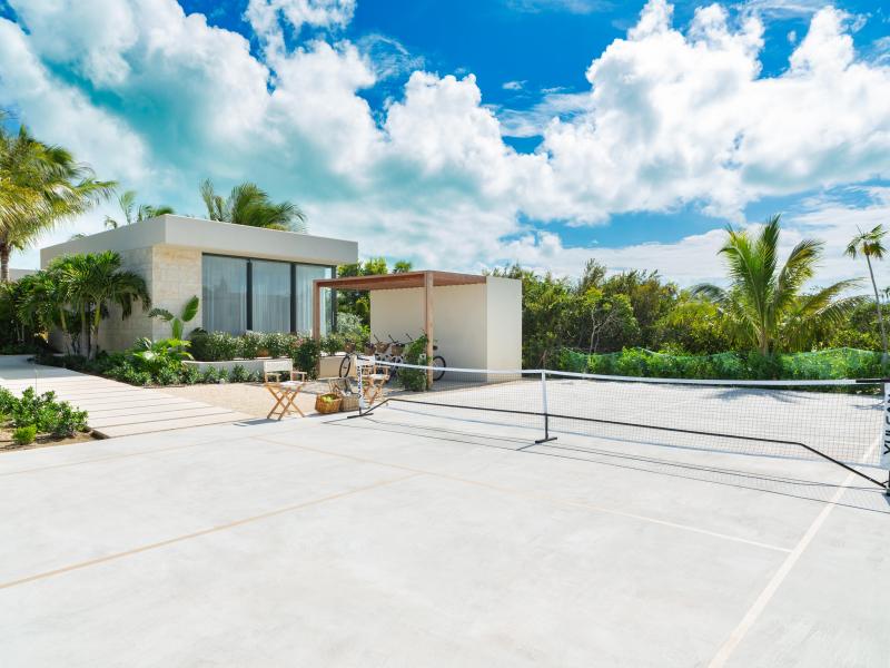 Dune House - Beachfront , Providenciales 
