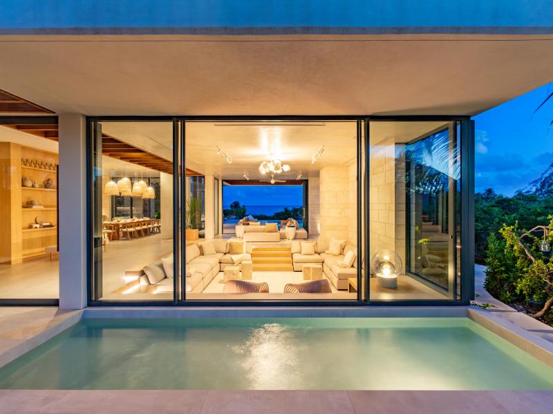 Dune House - Beachfront , Providenciales 