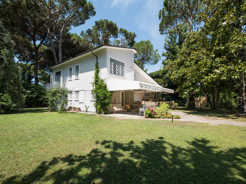 Villa Versilia , Tuscany 