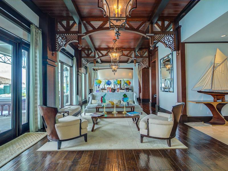 Villa Isabela - Old Fort Bay , Nassau 