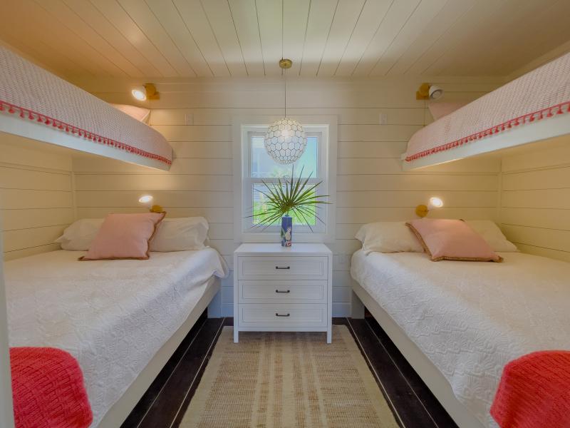 Bohemia-Eleuthera , Eleuthera 