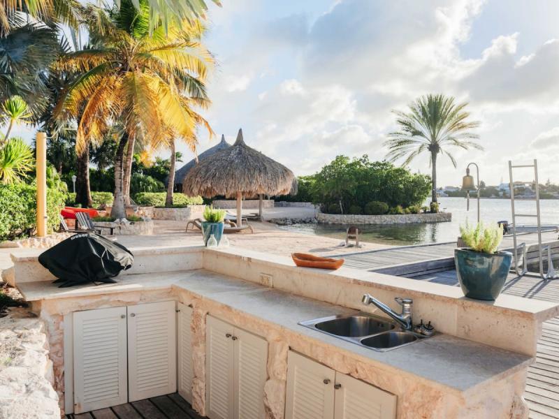Isla Kiniw , 