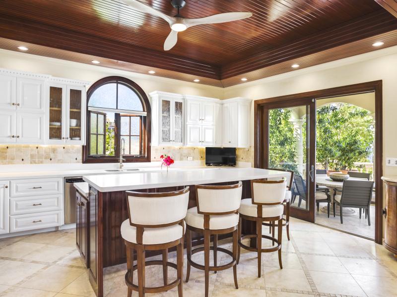 Villa Sandcastle , Lime Stone Bay 