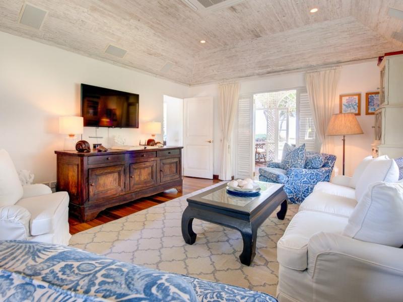 Jacaranda , L'Ansecoy Bay 