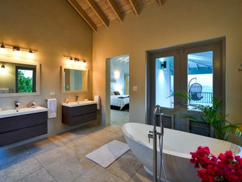 Villa Tolumnia , English Harbour 