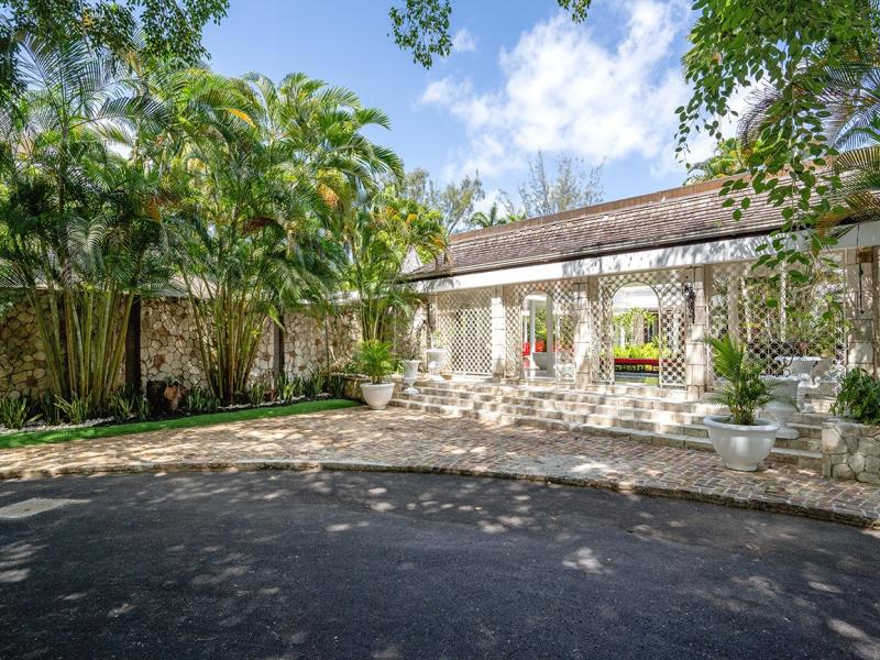 Noble House by the Sea , Montego Bay 