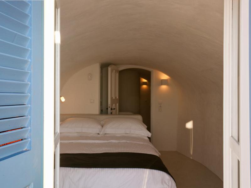 Oia Mansion , Santorini 