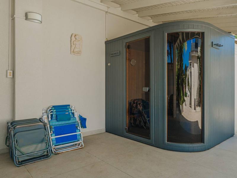 Oceanfront Mansion 498 , 