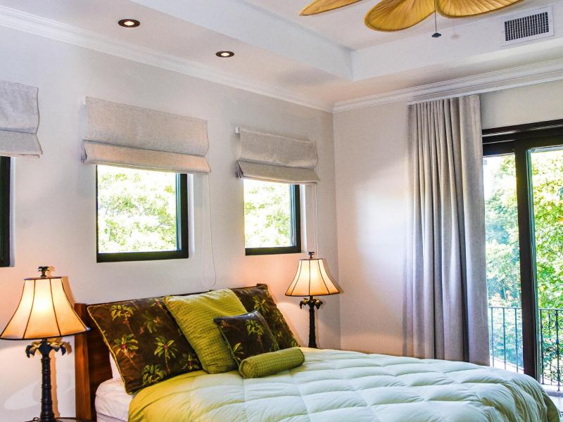 Peninsula Papagayo Paradise , 