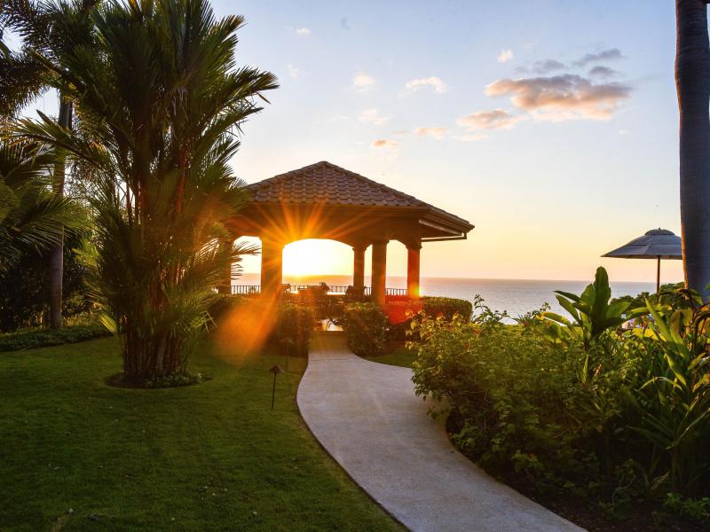 Peninsula Papagayo Paradise , 