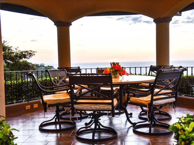 Peninsula Papagayo Paradise , 