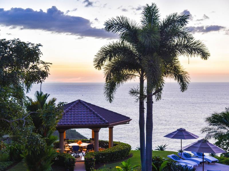 Peninsula Papagayo Paradise , 