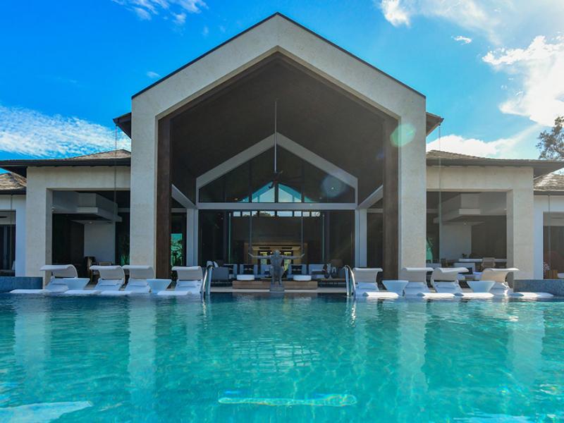 Oceans 8 , Montego Bay 