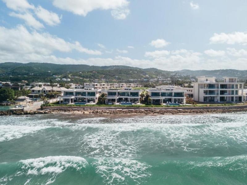 Poseidon's Shore - Palm Beach on Runaway Bay , Runaway Bay 