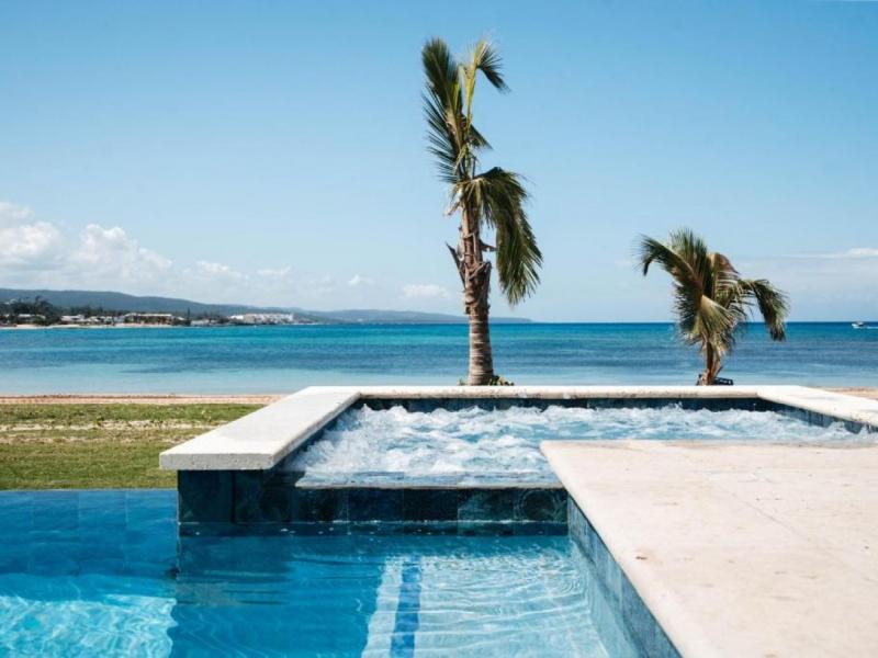 Poseidon's Shore - Palm Beach on Runaway Bay , Runaway Bay 