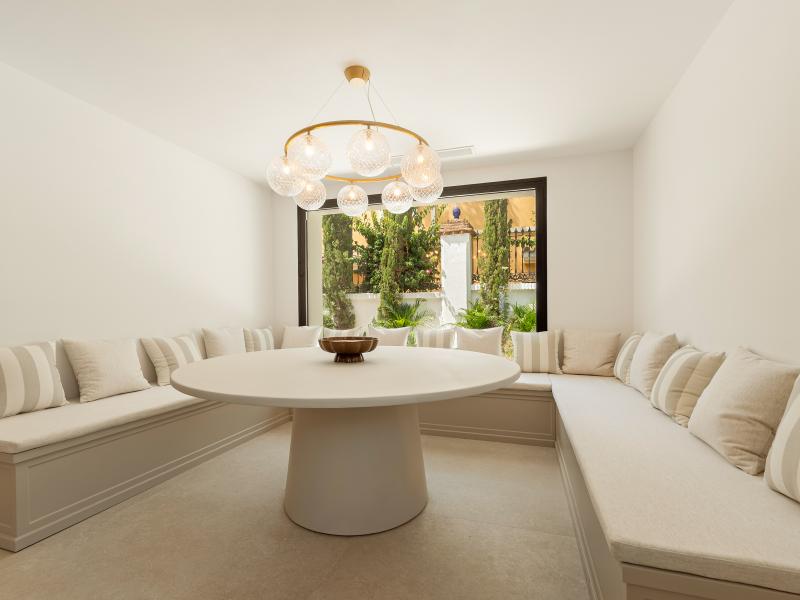 Villa Playa Banus , Puerto Banus 