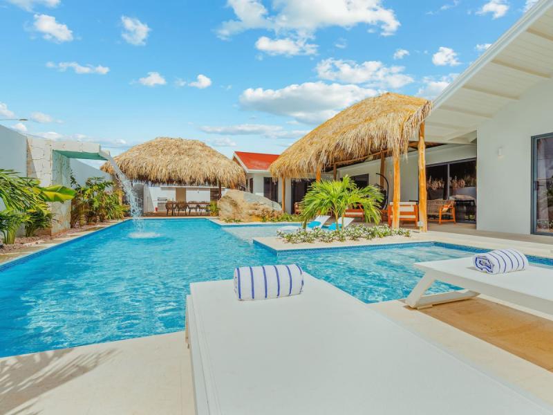 Rock Beach House , 