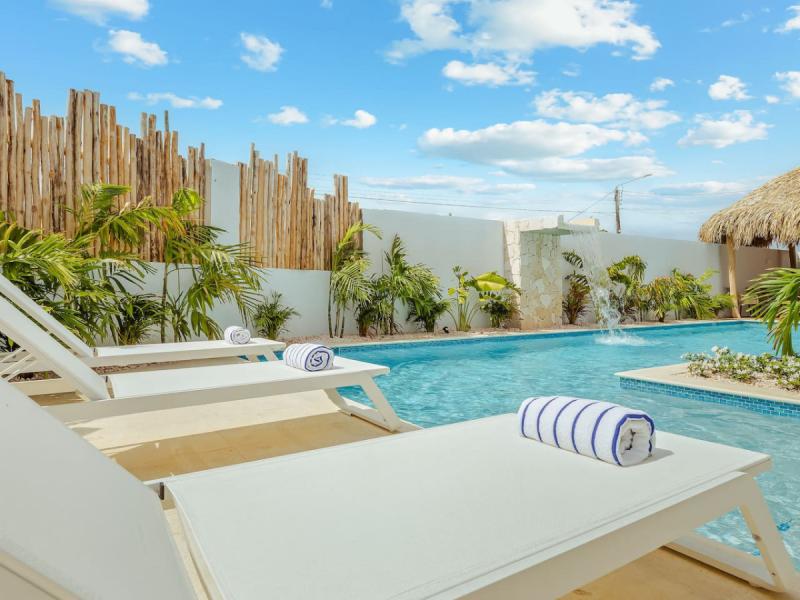 Rock Beach House , 