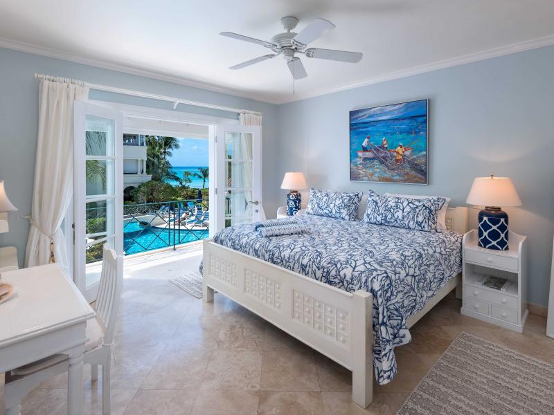 Schooner Bay 203 - Lusca - Beachfront , Beachfront villas Barbados , Schooner Bay , Speightstown , St Peter , West Coast Barbados 