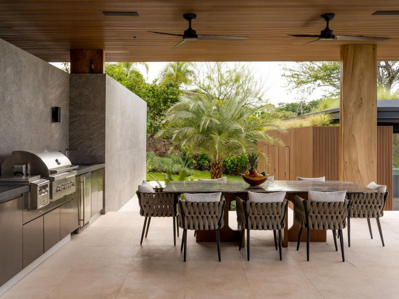 Villa Enoki , 