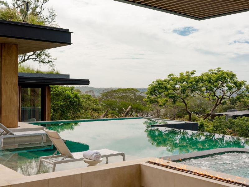 Villa Enoki , 