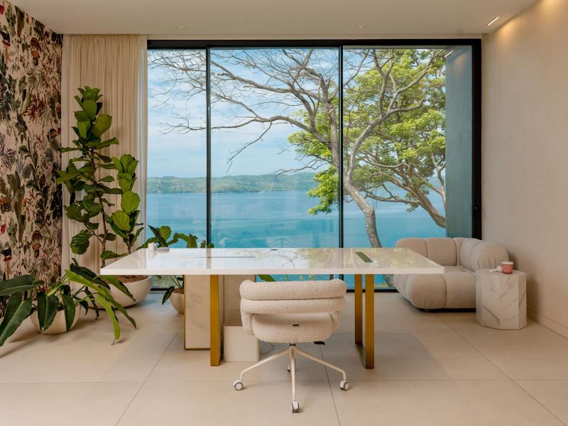 Villa Enoki , 