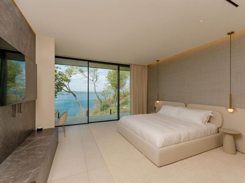 Villa Enoki , 