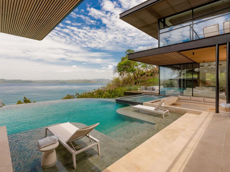 Villa Enoki , 