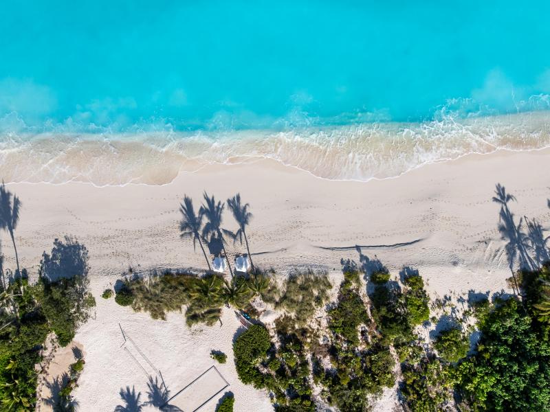 Sea Breeze - Beachfront , Grace Bay 