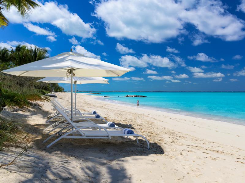 Sea Breeze - Beachfront , Grace Bay 