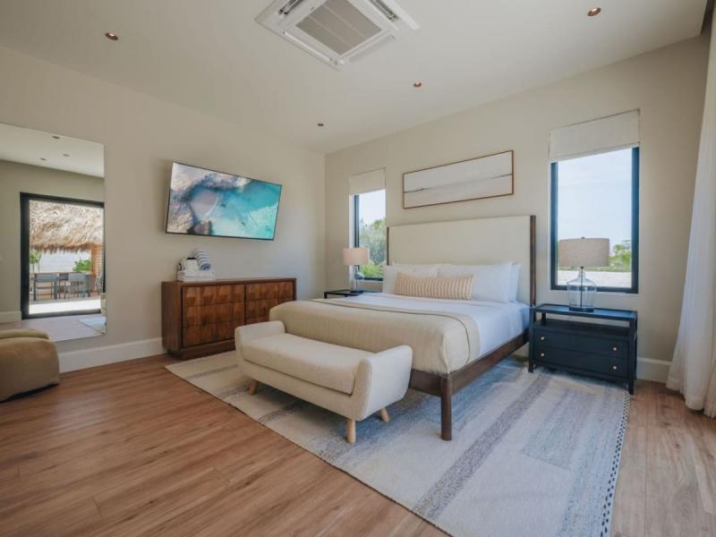Sunset Cove LG Smith 528 , 