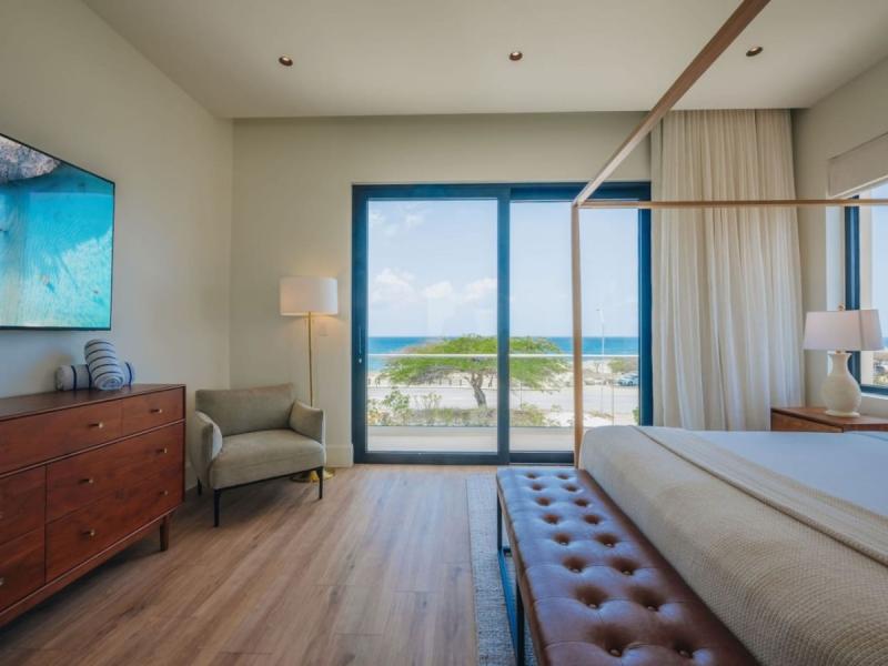Sunset Cove LG Smith 528 , 