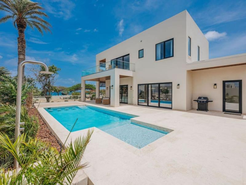 Sunset Cove LG Smith 528 , 